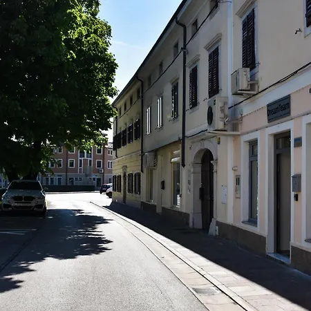 Apartma Darsi * Ajdovscina